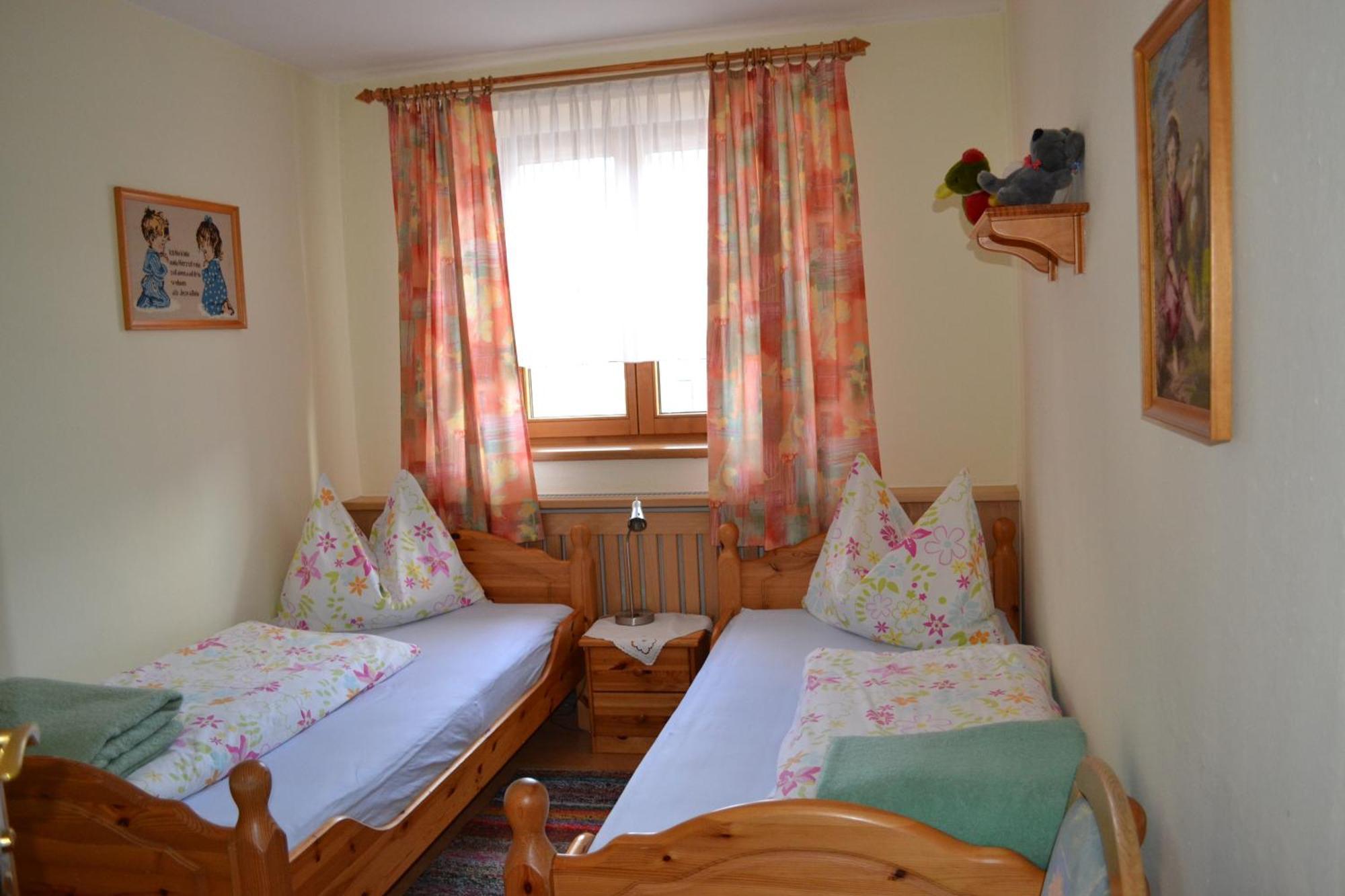 Vila Bio Angererhof Bad Häring Pokoj fotografie