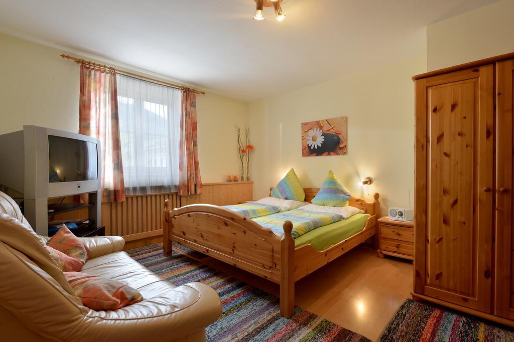Vila Bio Angererhof Bad Häring Pokoj fotografie