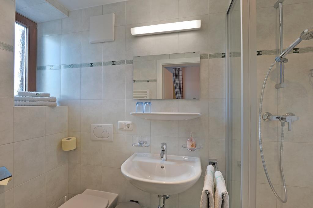 Vila Bio Angererhof Bad Häring Pokoj fotografie