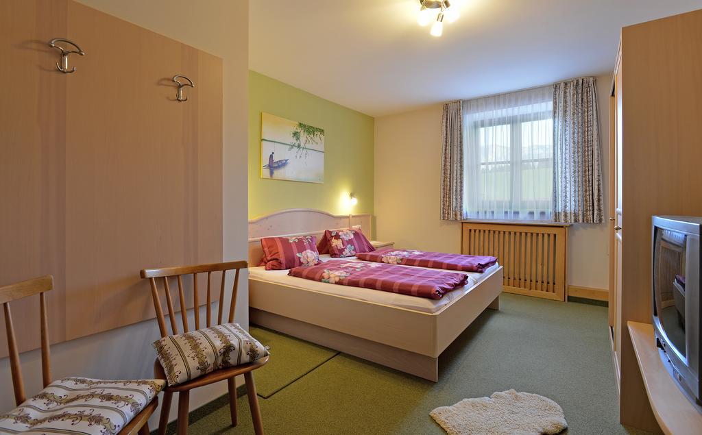 Vila Bio Angererhof Bad Häring Pokoj fotografie